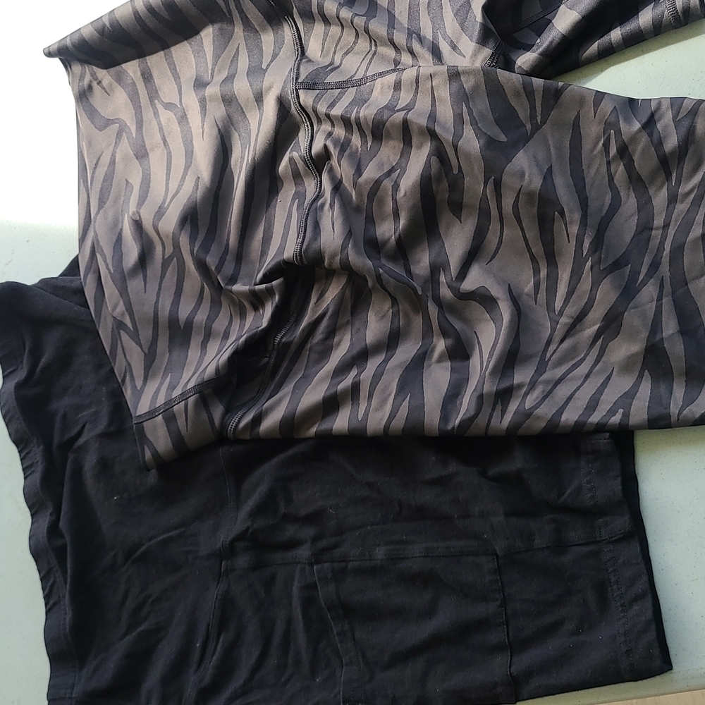 Maternity shorts